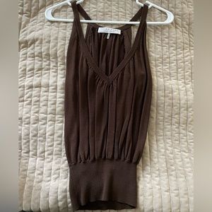 Knit sleeveless scoop top